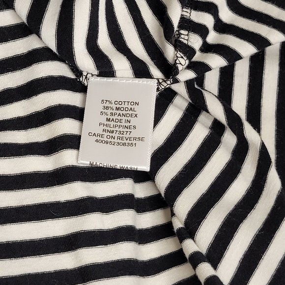 Elle, size L, front wrapped, mid-length sleeve, knit top blk/wht stripe. NWOT. - Picture 7 of 12